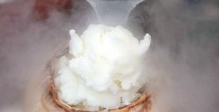 بستنی نیتروژنی